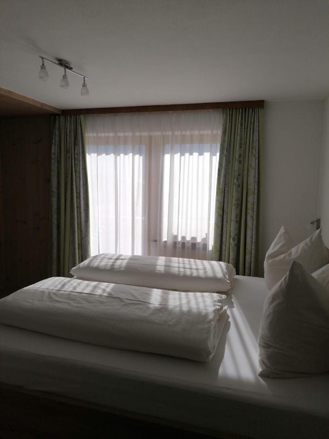 Haus Bergkranz Bed & Breakfast Lermoos Exterior foto